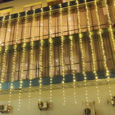 Hotel Poseidon Inn Лакхнау Екстер'єр фото